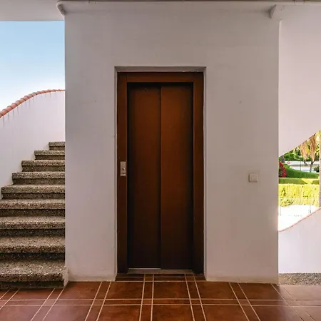 Royal Gardens 313 - Puerto Banus * Марбелья