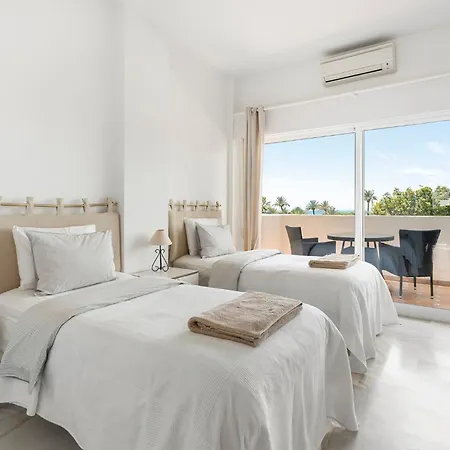 Royal Gardens 313 - Puerto Banus Апартаменты