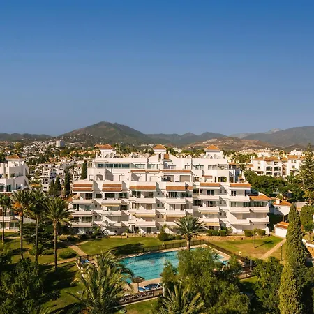 Royal Gardens 313 - Puerto Banus Apartment *