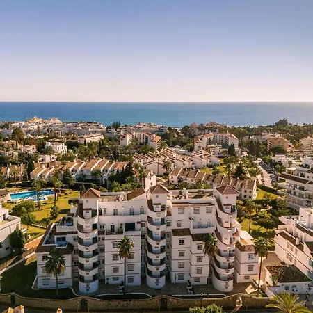 Royal Gardens 313 - Puerto Banus Apartment